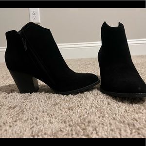 Black booties size 6